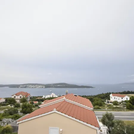 Jasna * 特罗吉尔