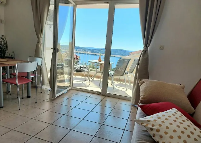 公寓 Jasna 特罗吉尔