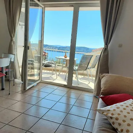 Apartman Jasna Trogir