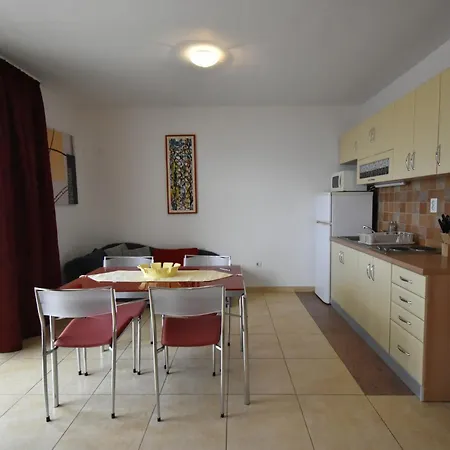 Jasna Apartman Trogir
