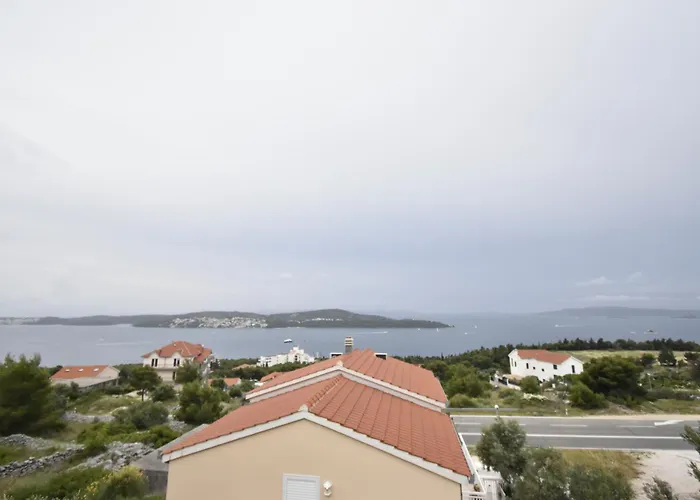 Jasna * 特罗吉尔